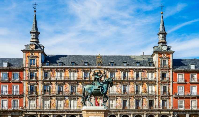 Viaje triangulo europeo (paris - madrid)  desde Campeche